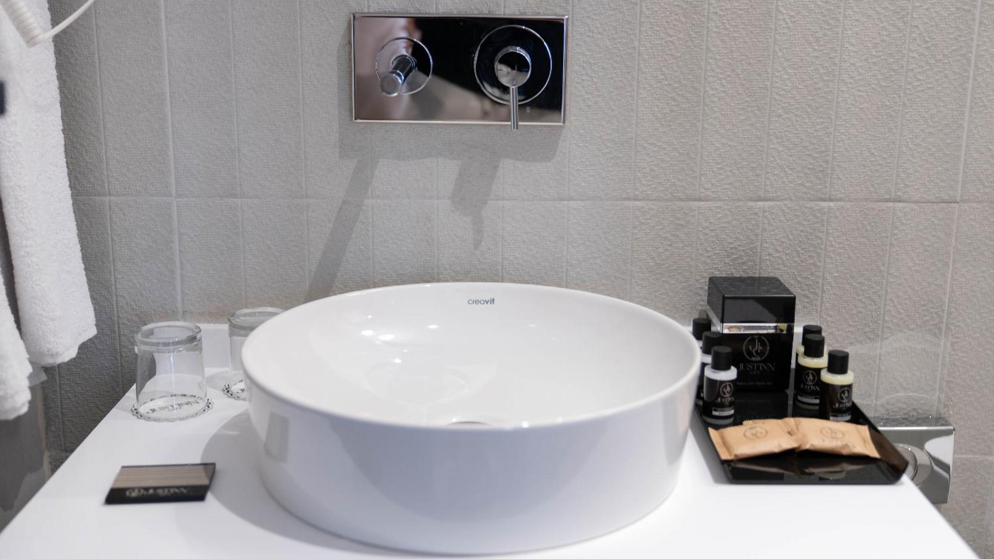 Just Inn City Antalya Ngoại thất bức ảnh